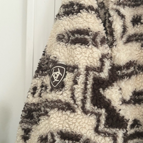 • [Ariat] REAL Berber Hoodie • - Picture 13 of 13